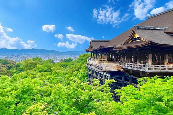 Osaka / Kyoto: Kinkaku-ji, Kiyomizu-dera Temple, Sannenzaka & Uji