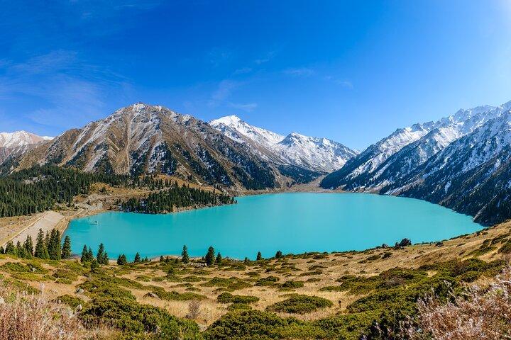 Almaty: Private Jeep Tour to Big Almaty Lake with Scenic Drive