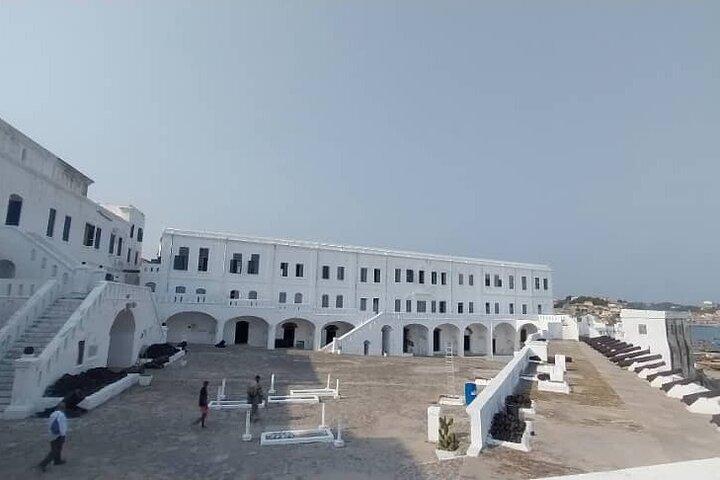 Ghana Private Historic Tour through Castles and Nature