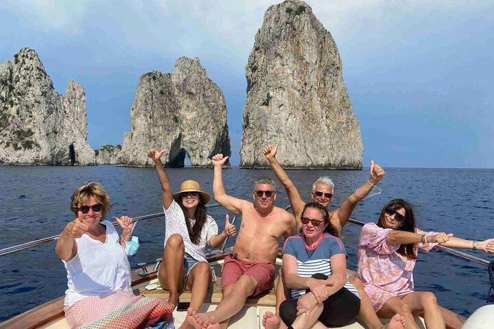 Shared 4 Hours Afternoon Capri Boat Tour: Blue Grotto & Swim