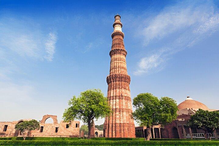 New Delhi and Old Delhi Private Tour 4-8 Hours - Customizable