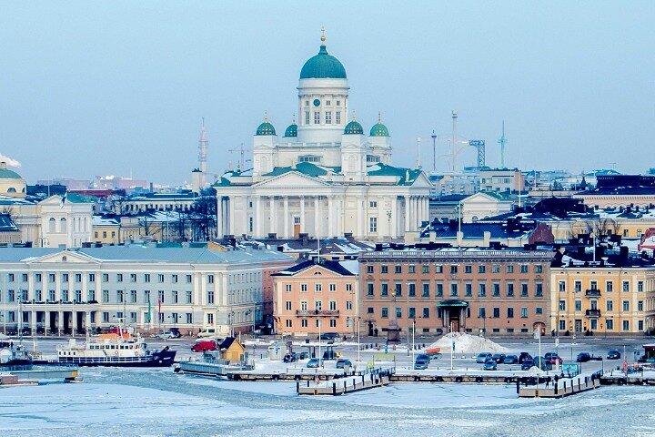 Best of Helsinki: Small Group Walking Tour (Max 10, 3 Hours)
