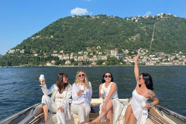 Full Day Private Lake Como Speedboat Tour with drinks & Swimming