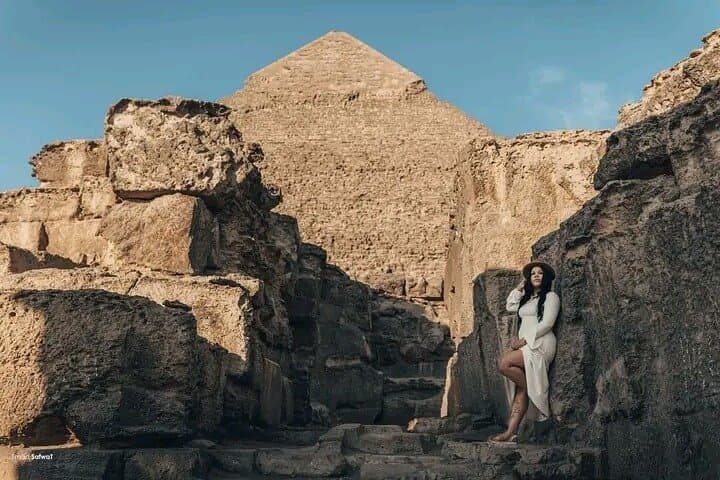 Private Giza Pyramids, Sphinx, Camel Ride & Lunch Guided Tour