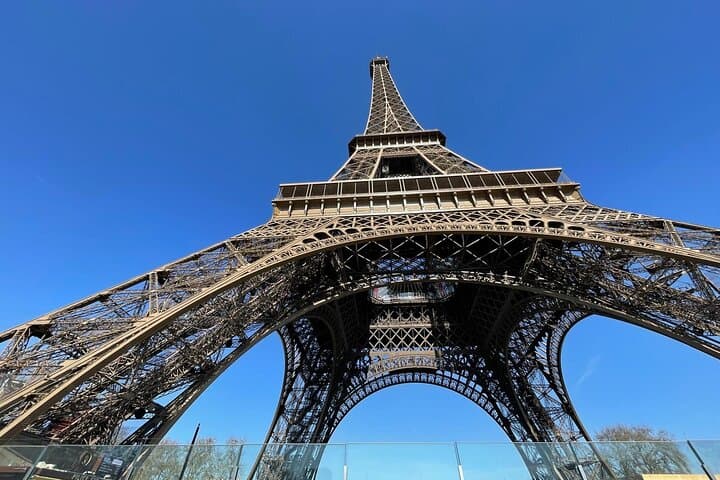 Eiffel Tower Entry with Audio Guide & Summit Upgrade