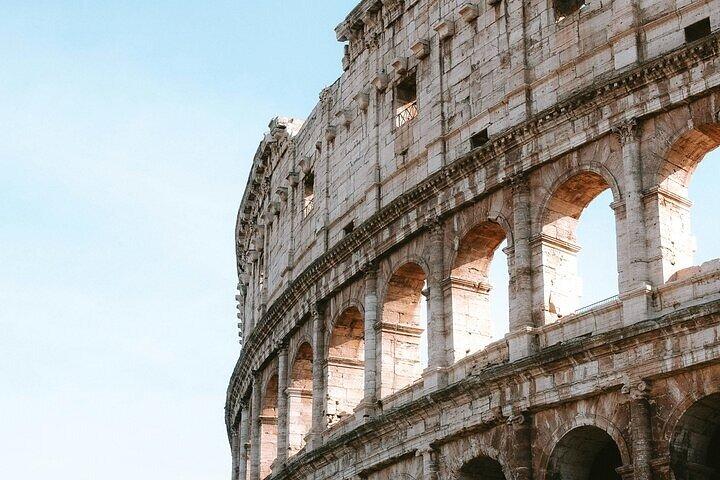 Colosseum Guided Tour with Roman Forum & Palatine Hill Access