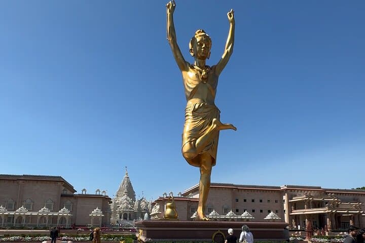 Explore the Hindu Temple a Spiritual Gem Near New York