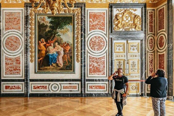 From Paris : Palace of Versailles and Gardens by Bus