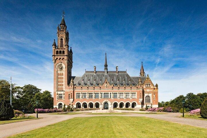 Private The Hague & Delft Cultural Daytrip from Amsterdam