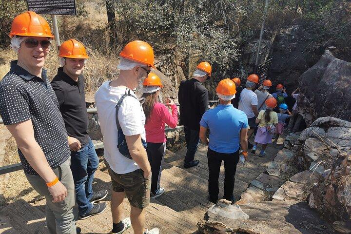 Private Tour.Cradle Humankind.Sterkfontein Caves and Maropeng