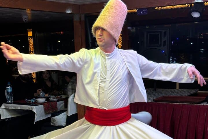 Istanbul Bosphorus Dinner Cruise Tour