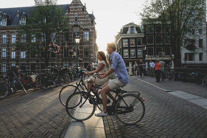 Amsterdam Hidden Gems – Digital Self-Guided Tour on Your Phone