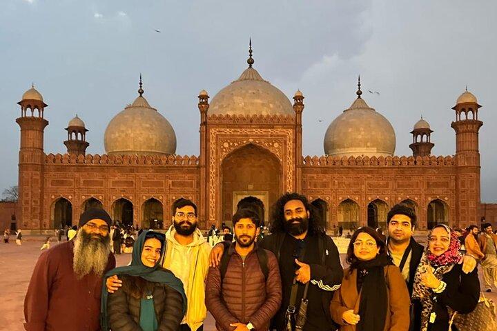 Lahore Heritage and Sightseeing Guided Tour