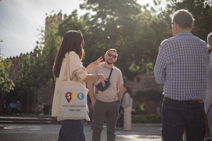 Seville Jewish Quarter Small-Group Walking Tour: History & Gems
