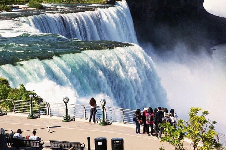 Soccer Fans 2026: New York 4-Day Tour, Niagara Falls & Washington