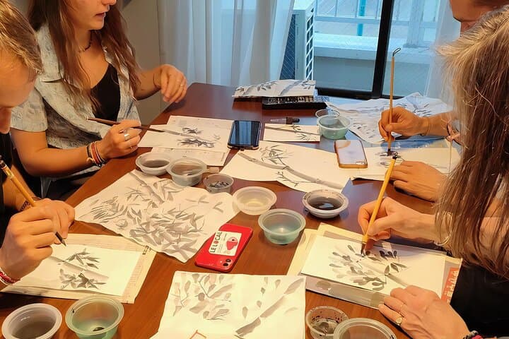 Sumi-e (ink painting) experience in Tokyo
