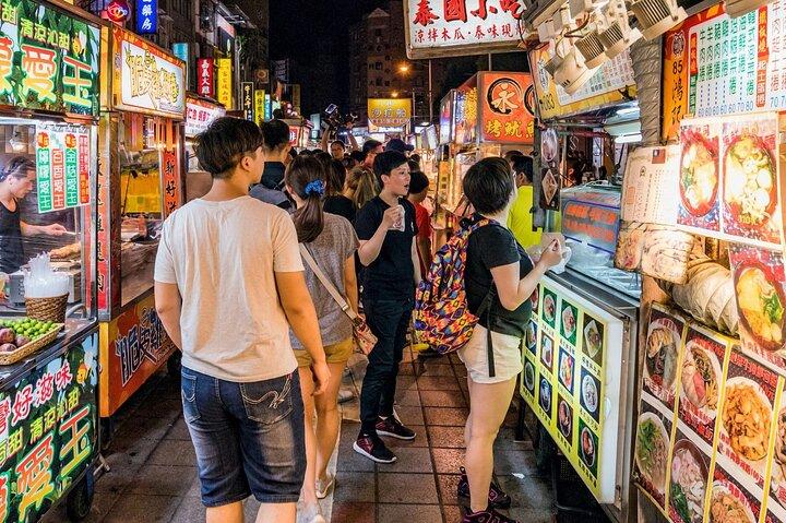 Taipei Street Food & Night Market Tour with a Local: Private & Custom