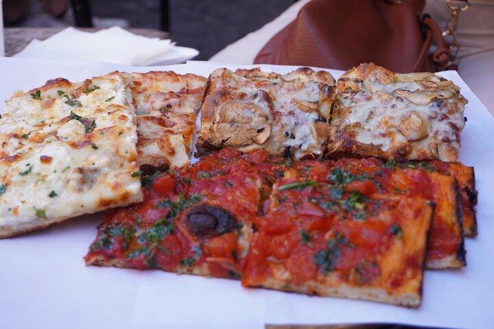 Pasta, Pizza and Gelato Food Tasting Tour in Trastevere