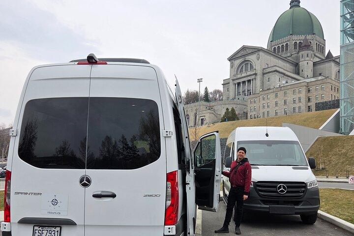 Small-Group Sightseeing Tour of Montreal
