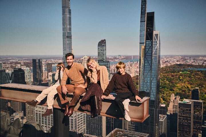 VIP Rockefeller Center Pass: Guided Tour, Rooftop Garden and More