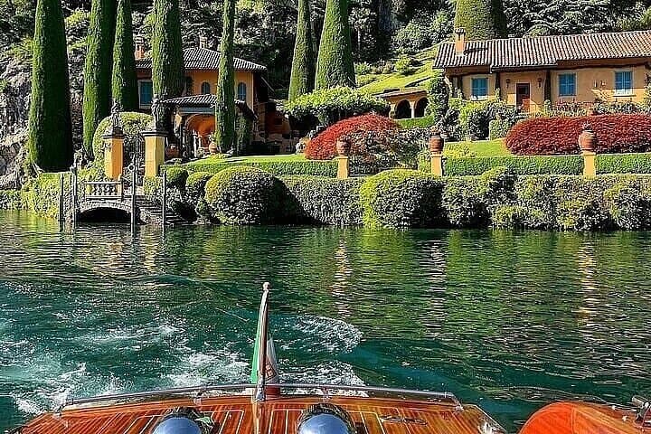 Lake Como and Bellagio Bliss Full Day Trip with Panoramic Cruise