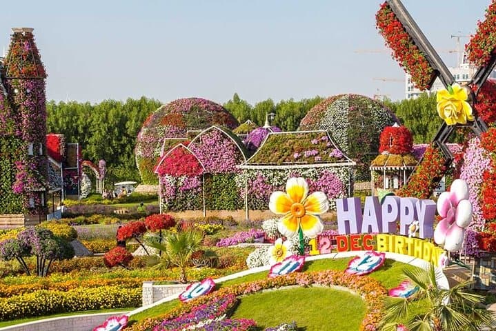 Skip the Line Ticket to Dubai Miracle Garden and Transfer Option