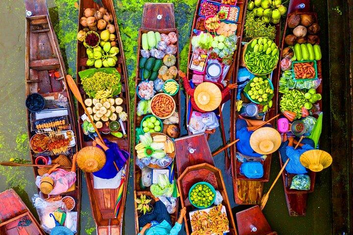 Bangkok: Floating Market & Train Market with Train/Boat ride