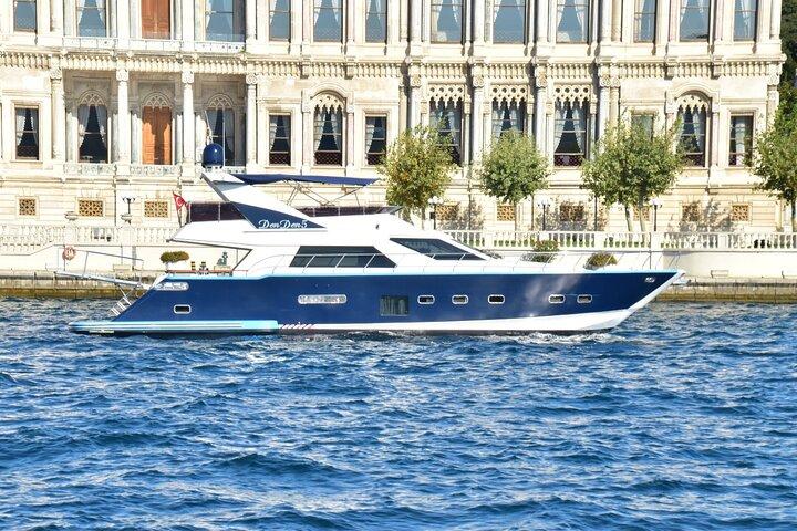 Private 2 Hours Bosphorus Yacht Cruise with Transport