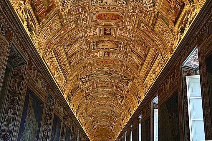 Vatican Museums, Sistine Chapel & St Peter Basilica - Guided Tour