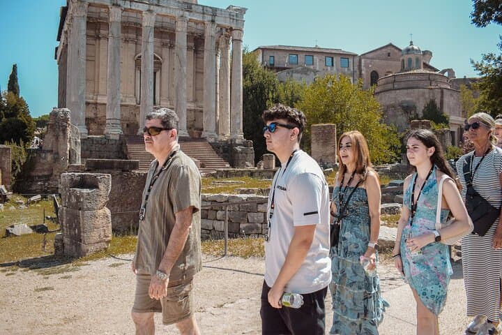 Small Group Colosseum Palatine Hill and Roman Forum 12 Person Max