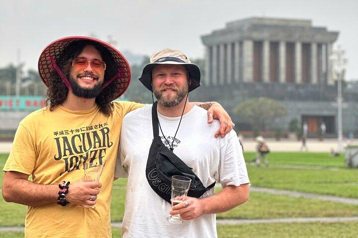 Hanoi Exclusive Craft Beer Bus: Cultural Sightseeing City Tour