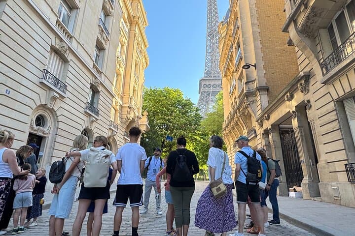 Eiffel Tower Guided Tour by Stairs with Optional Summit by Lift
