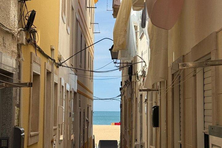 Deep Nazaré: History, panoramas and flavours