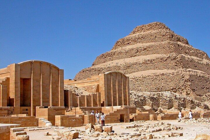 All inclusive Tour Giza Pyramids Memphis and Sakkara Pyramids