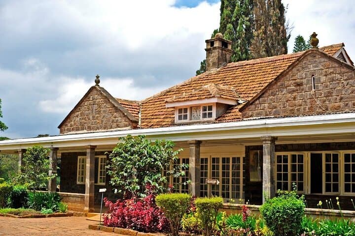 Karen Blixen Museum and Kobe Beads Center Day Tour