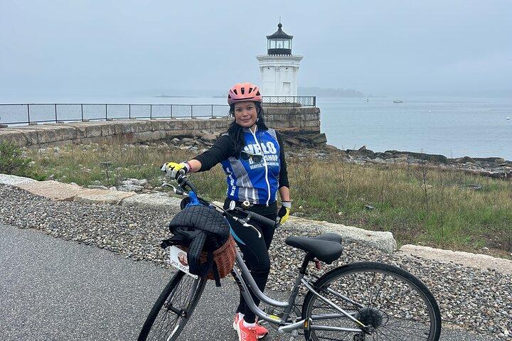 Two Hour Lighthouse Bicycle Tour from South Portland-Mellow