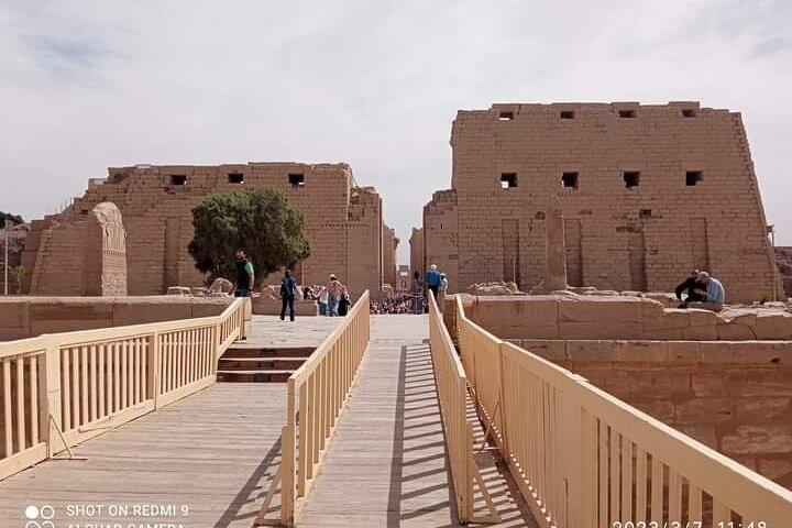 Small Group Trip from Hurghada to Luxor to Valley of the Kings