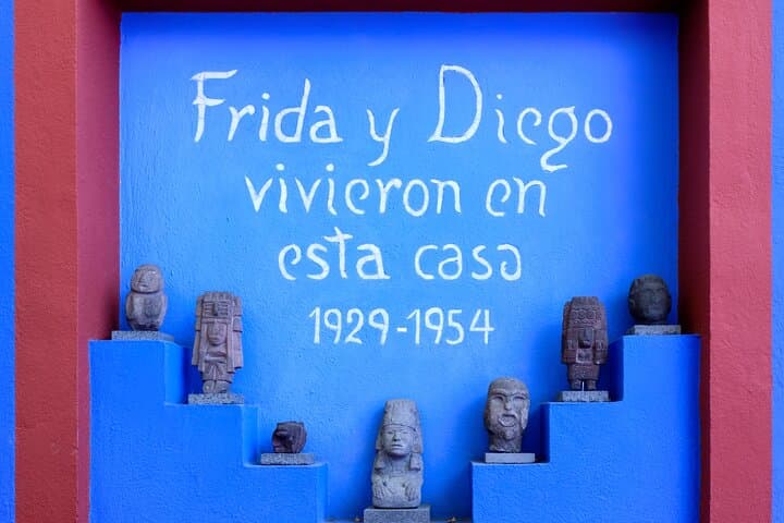 Xochimilco and Coyoacan and Frida Kahlo Museum optional