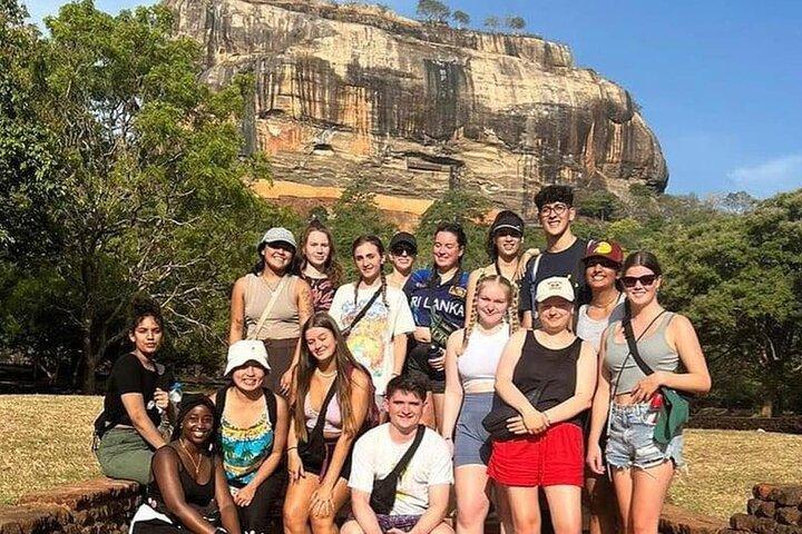 Kandy to Sigiriya Fortress and Dambulla Day Tour