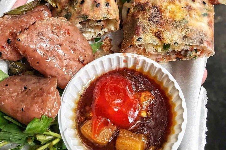 Walking Food Tour in HCM: 10 Must- Try Local Dishes & Hidden Gems