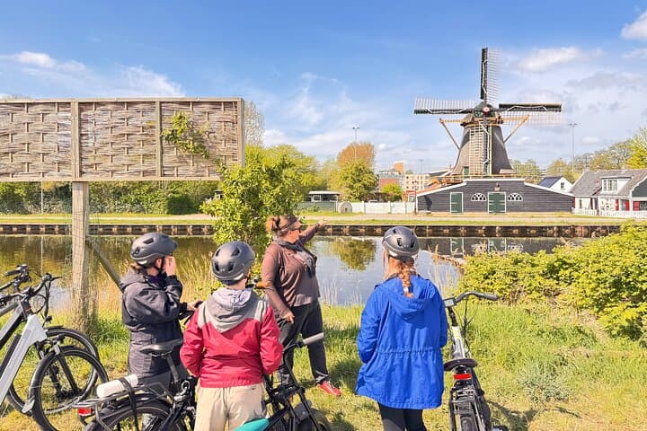 Windmill, Dairy Farms & Countryside Electric Bike Tour
