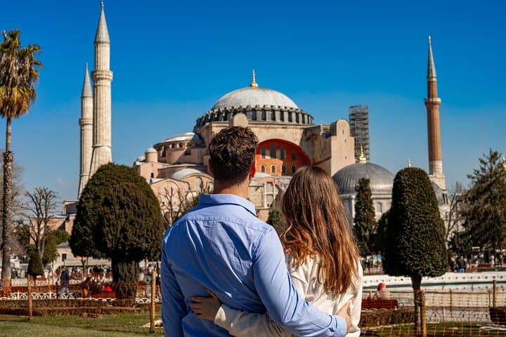 Istanbul Photoshoot Private Tour (per group)