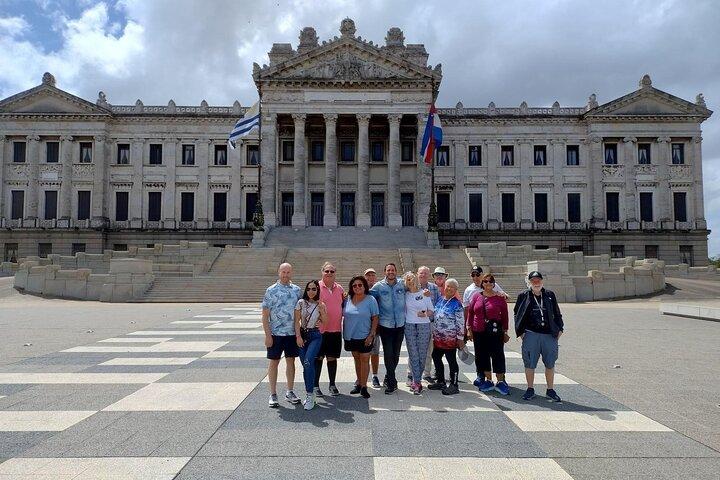 Montevideo in Style: Private City Tour for Cruise Passengers
