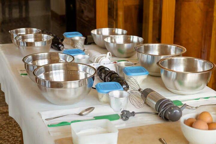 Tiramisu and Fresh Pasta Cooking Class in Venezia