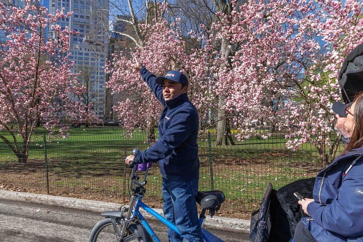 Central Park Pedicab Tour with Natural History Museum Access