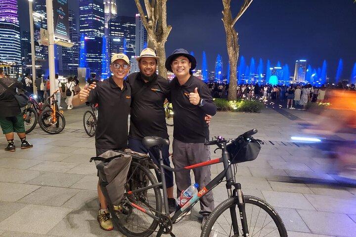 Singapore Marina Bay Small Group Night Cycling Tour