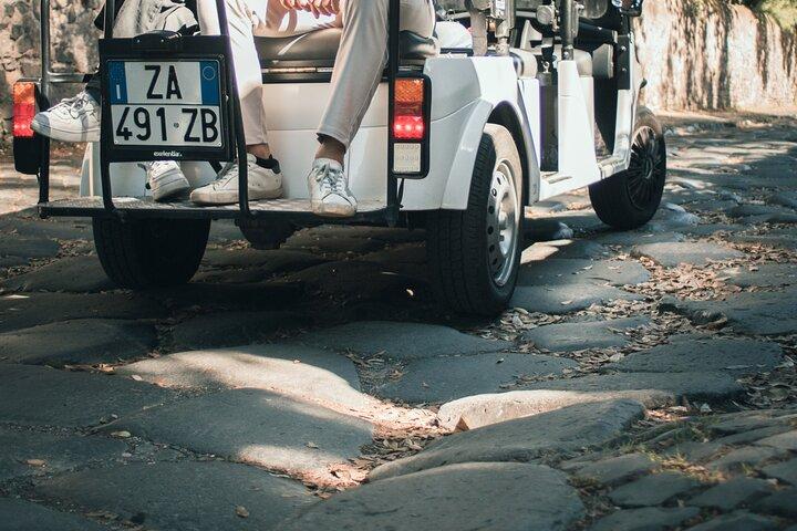 Ancient Appia and Roman Catacombs Private Tour with Golf Cart