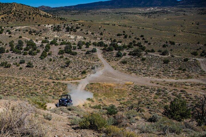 2-Hour Off-Road Razor Ridge Run Tour in the Desert