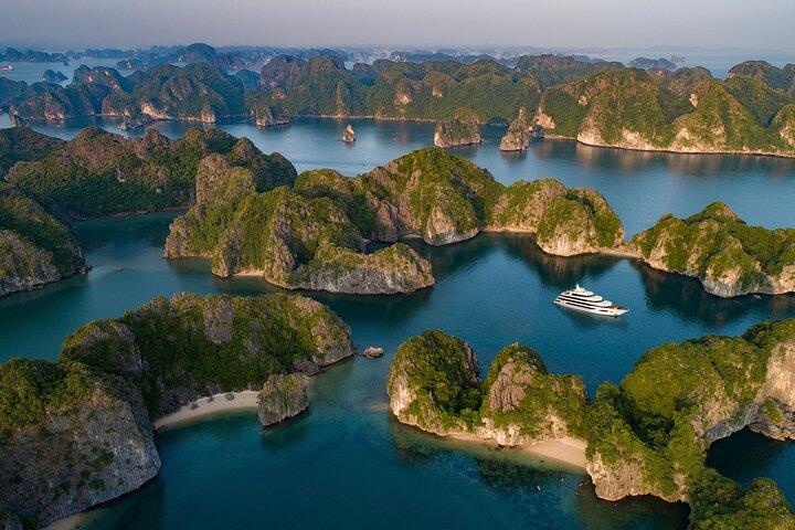 Halong Bay Cruises 5 Star for 2Days/1Night All included