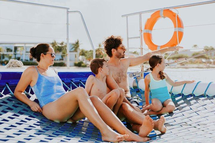 Iconic Aruba Sail and Snorkel Experience
